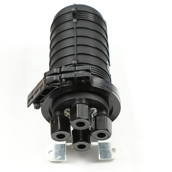 Cable Connector in Cable Tray