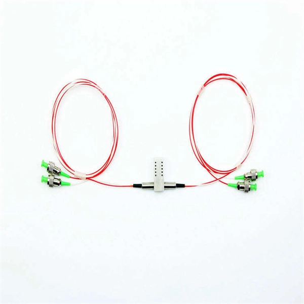 Does the fiber optic main line contain copper 