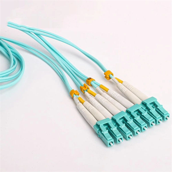 How to lay fiber optic cables on utility poles