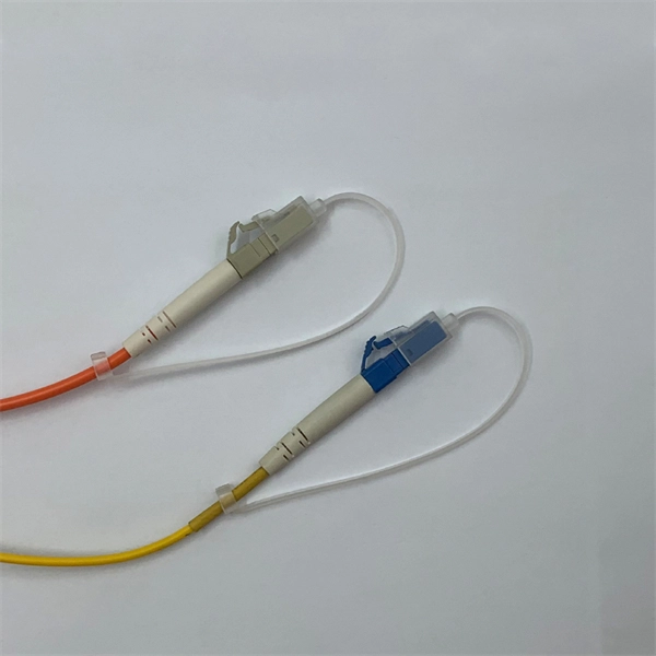 New Zealand Direct Sales Guaranteed Polarization Fiber Optic Cable G 657A1