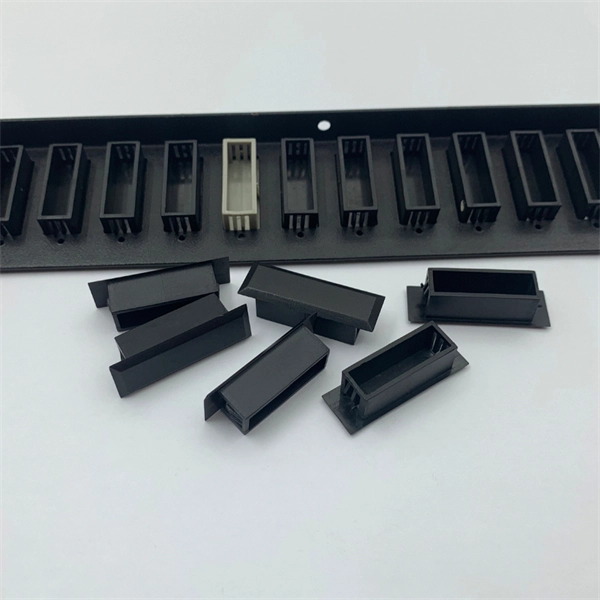 Cable tray expansion joint spacing between cable trays