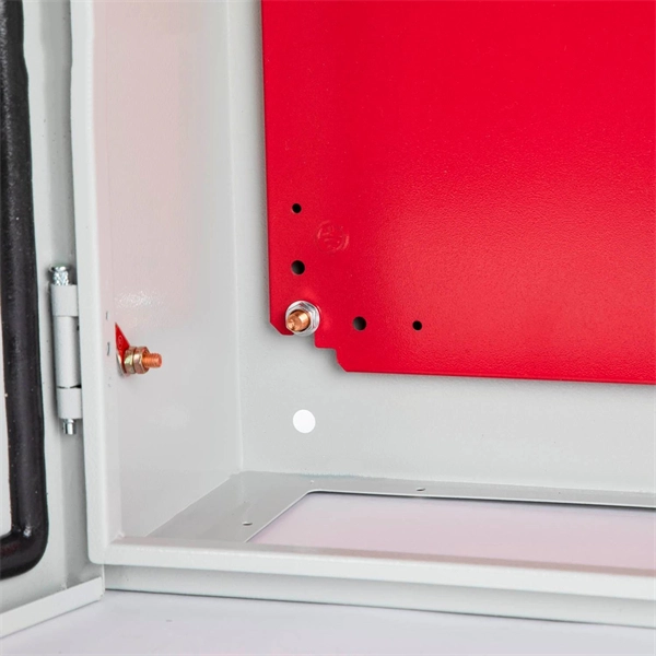 Can a beam splitter transmit different data 