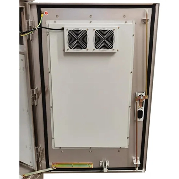 Module rack cable management
